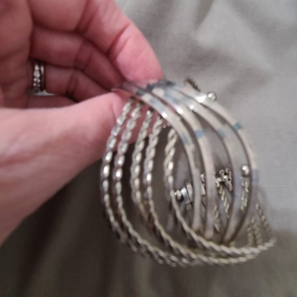 Bracelet - Picture 2 of 5